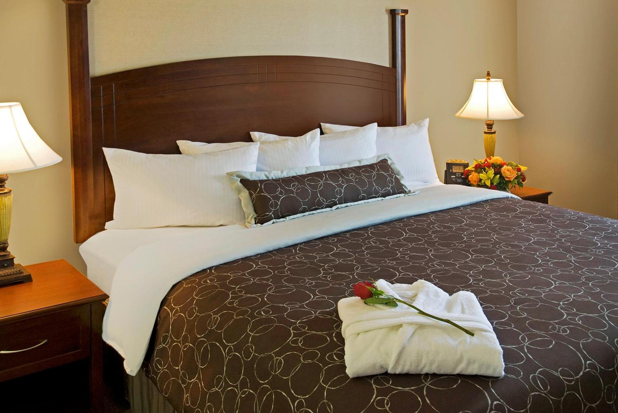 Staybridge Suites Oakville Burlington By Ihg Kültér fotó
